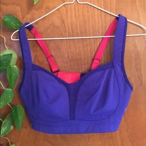 Purple/pink lululemon sports bra